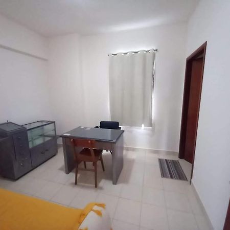Estudio En El Centro De Asuncion Exterior photo