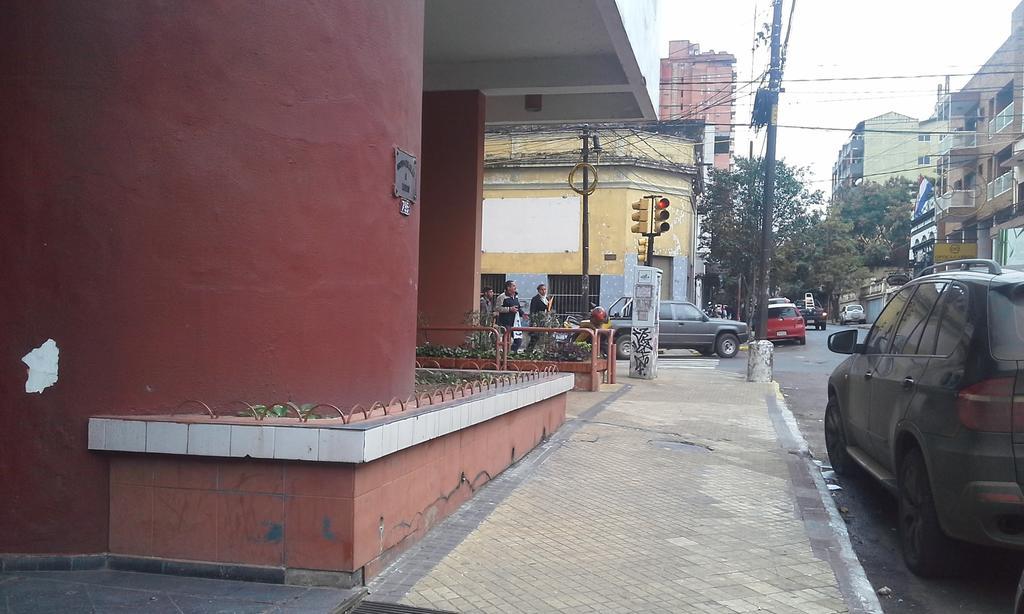 Estudio En El Centro De Asuncion Exterior photo