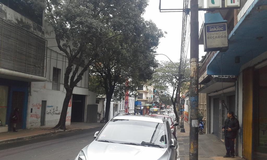 Estudio En El Centro De Asuncion Exterior photo